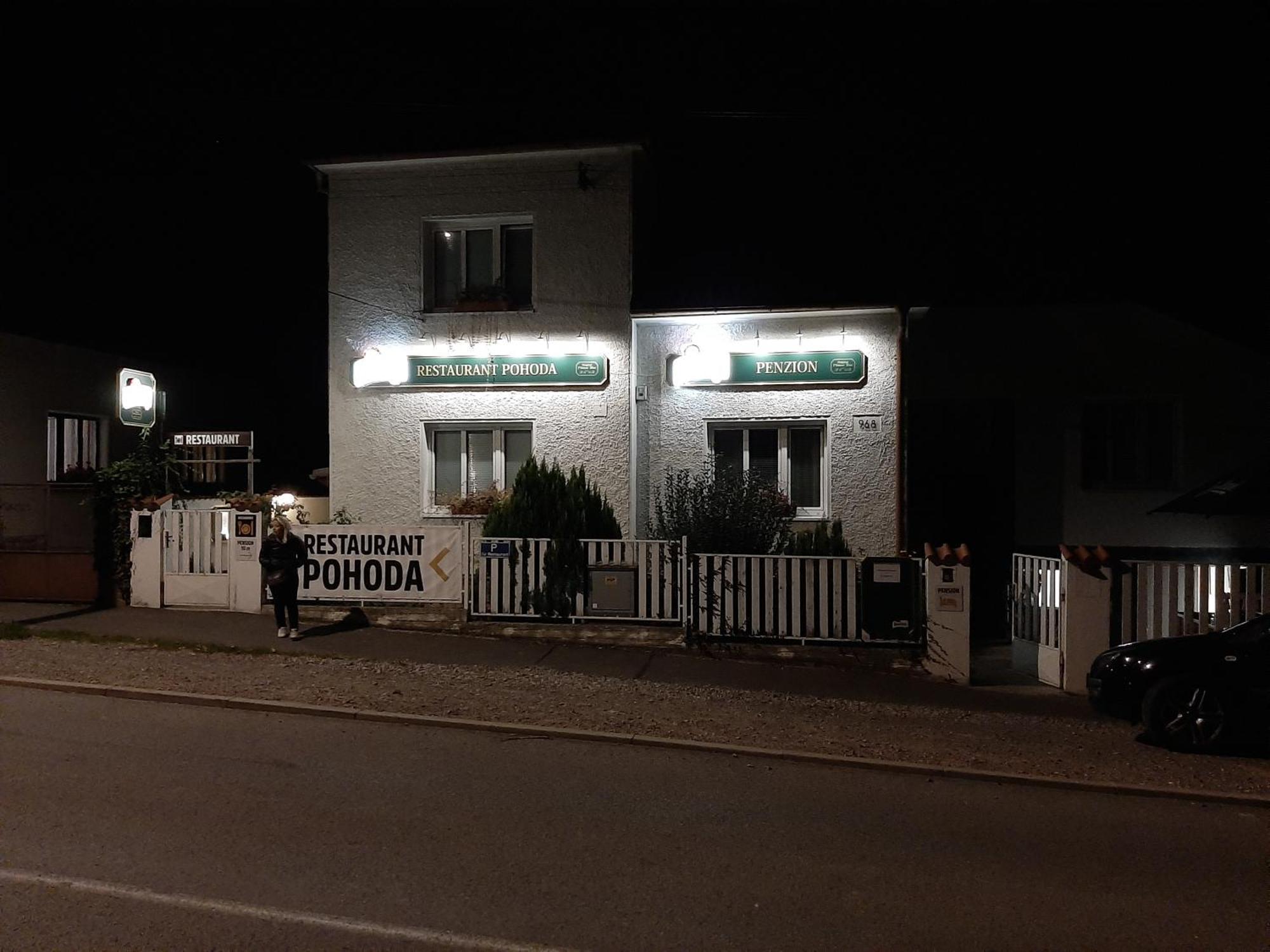 Penzion Pohoda Beroun ベロウン エクステリア 写真